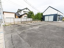 リボーン(Reborn)/敷地内駐車場♪