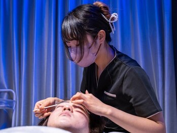 トップルック 渋谷店(TOP LOOK)の写真/【眉毛スタイリング×黒ずみ&毛穴詰まりケアでトータルケアが叶う♪】初めての方もお気軽にご相談下さい♪