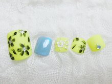 ネイリシャス(NAILICIOUS)/元気いっぱいネオンカラー！