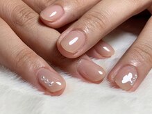 サロンドフォーエイチ(salon de 4H)/指先が綺麗に見えるワンカラー☆