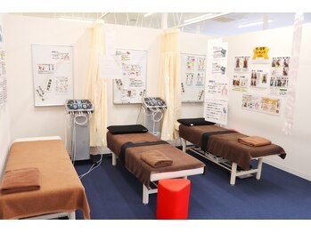 藤接骨院 浜松高林院/楽トレ２台で予約しやすい