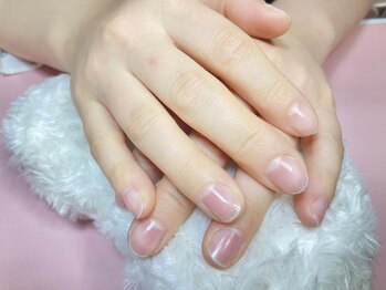 フェリス(felis)の写真/【3週間以内の再来店】で１”付け替えオフ無料”！ネイルケアオイルも充実でハンドケアも楽しめます◎