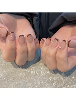 リッシュ(RICHE)/深みボルドーフレンチネイル