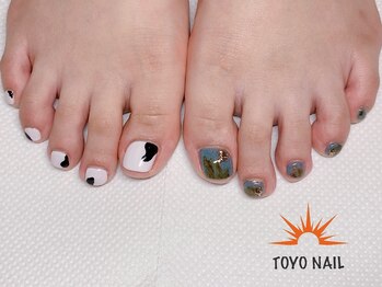 トヨネイル(TOYO NAIL)/ニュアンスフットアシメ☆