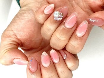 スーン(S∞N)/ふんわりチークネイル