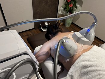 エミナル(Eminal)/◆脂肪冷却　背中