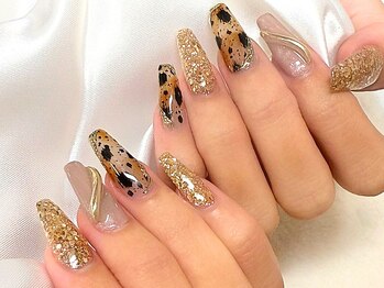 マーチ 新宿店(MARCH)の写真/人気デザイン多数♪ちゅるんとした奥行きのある仕上がりが可愛い◎爪のコンプレックスもプロ技術で美爪に♪