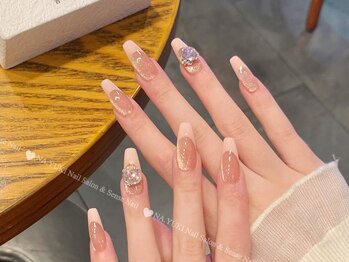 ナユキ 西武新宿店(NA.YUKI)/キラキラビジューネイル