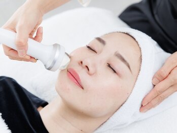 Luminage【ルミナージュ】辻堂 小顔/たるみ/リフトアップ/艶肌/リフショック-フェイシャル