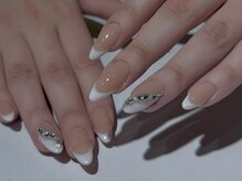 ミュウミュウ(miumiu)/フレンチネイル