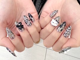 ハートヒョウ柄ネイル