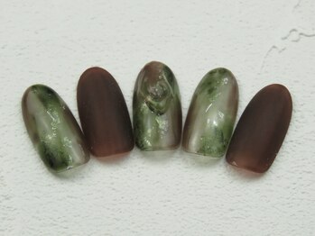 サロンモワ(salon mowa)/☆グリーンニュアンスネイル☆