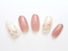 アヴィニール 表参道(Avenir)/