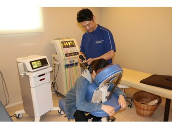 るぽ整骨院/ショックマスター