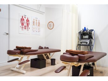 縁 整骨院 大野城錦町院/院内(施術ルーム)