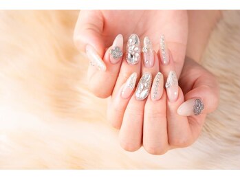 アイラッシュアンドネイル ヴェラール(Velar)/ストーンネイル