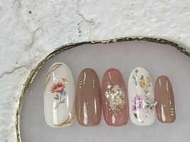 お花ネイル　【岡山】