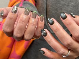 gray；green / シンプル