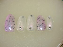 パールカラーネイル