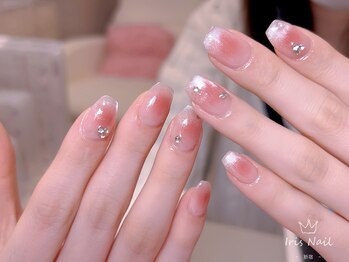 アイリス(Iris)/￥7990