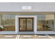 ジェネ(jene)/外観