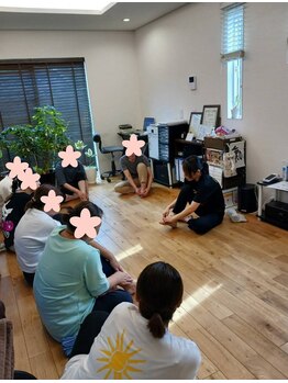 腰の整体インターセクション/体幹を使った体操教室