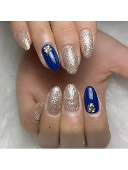 モモ(Momo)/シンプルワンカラーネイルネイル