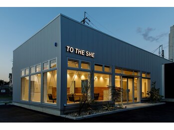 リアアイズ TO THE SHE店(Li’a eyes)