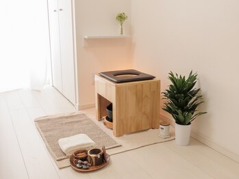 ヨーニ(YooNi)の写真/よもぎ蒸しで骨盤周りポカポカ！専用機器＆ハンド技術で全身の巡りUP！