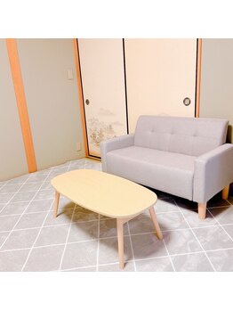 コレカラ骨盤整体院/リラックス出来る中待合