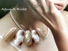 アグニークリッシェ(Agunik Riche)の雰囲気（カーキ色と合わせた マーブルネイル♪ 渋谷ネイルサロン）