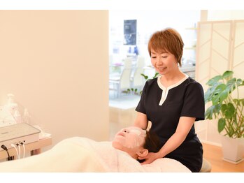 ビューティスタジオＫ/頭蓋骨調整