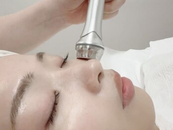 洗顔サロン 池袋(SENGAN)の写真/冬のしぼみ肌集中!深層導入×美点で引き締め若見えフェイスへ〈毛穴洗浄+集中保湿+美点小顔¥13800→¥3960〉