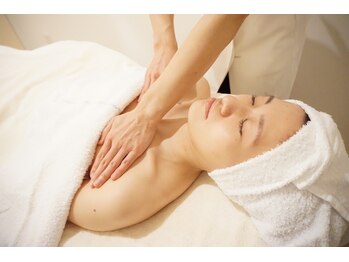 ポーラ ザ ビューティ 黒川店(POLA THE BEAUTY)/デコルテケア