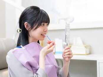 アンドホワイト 八日市店(&white)/ホワイトニングジェルの塗布