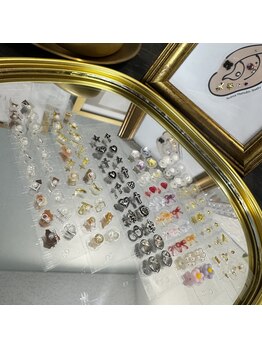 ニコ 茨木(nico)/耳つぼジュエリー