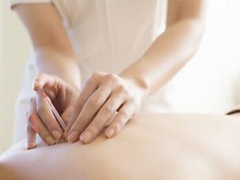 【メンズ専門】鍼/整体/脱毛/毛穴ケア Emotion plus【エモーションプラス】の写真/《NEWOPENメンズ専門》日々頑張る男性の為の鍼×整体×頭皮鍼★寝ても疲れが取れない・脳疲労のお悩みに◎