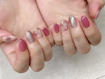 ラウミー(Laumi)/押し花ネイル