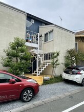 ルナハウス(Luna house)/駐車場はお店前に２台分あります