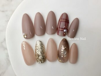 フローレスネイル 新宿西口店(FlawlessNail)の写真/OLさんに高い人気☆≪毎回オフ無料!!定額シンプルコース¥6100～≫300種類のサンプルで飽きないネイルを♪