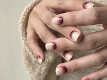 ミエレ(miele)/もやもやボルドーブラウンネイル