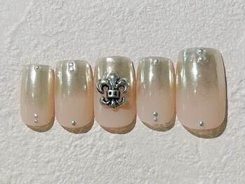 ネイルビート(NAIL BEAT)/ミラーグラデーションネイル