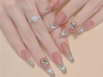 ナンシーネイル(Nancy nail)の写真/長さ出しでお手元を美しく!爪でお悩みの方にオススメ◎折れたり切りすぎたネイルもお任せ!お好みの長さに♪