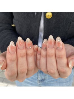 ロミー(Rommy)/チークネイル