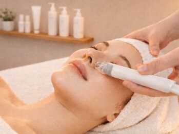 サロン 稲(SALON IIIINEE)の写真/毛穴やニキビなど、お肌悩みを韓国最先端美容で根本から改善を目指します◎透明感のある美肌へ♪