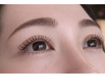 エメローズ 池袋店(AIMEROSE)/まつげパーマ+美眉スタイリング