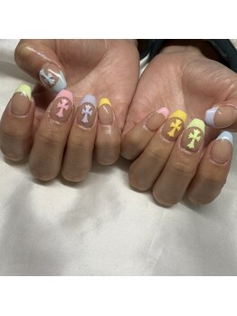 セブンネイル(SEVEN NAIL)の写真/こだわりのパーツ多数、約300色から選べるカラー♪あなただけのネイルデザインを楽しんで☆