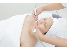 ポーラ エステインmona店(POLA)/タッピング・リンパドレナージュ