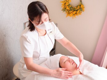 メナードフェイシャルサロン 春日町店/