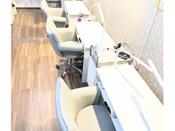 ティーエヌ 金山駅東口店